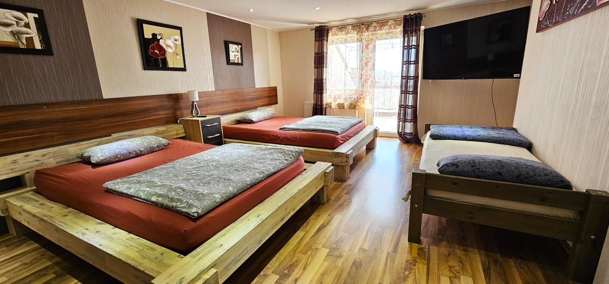 Gruendauer Monteurwohnung/Studentenwohnung ภายนอก รูปภาพ