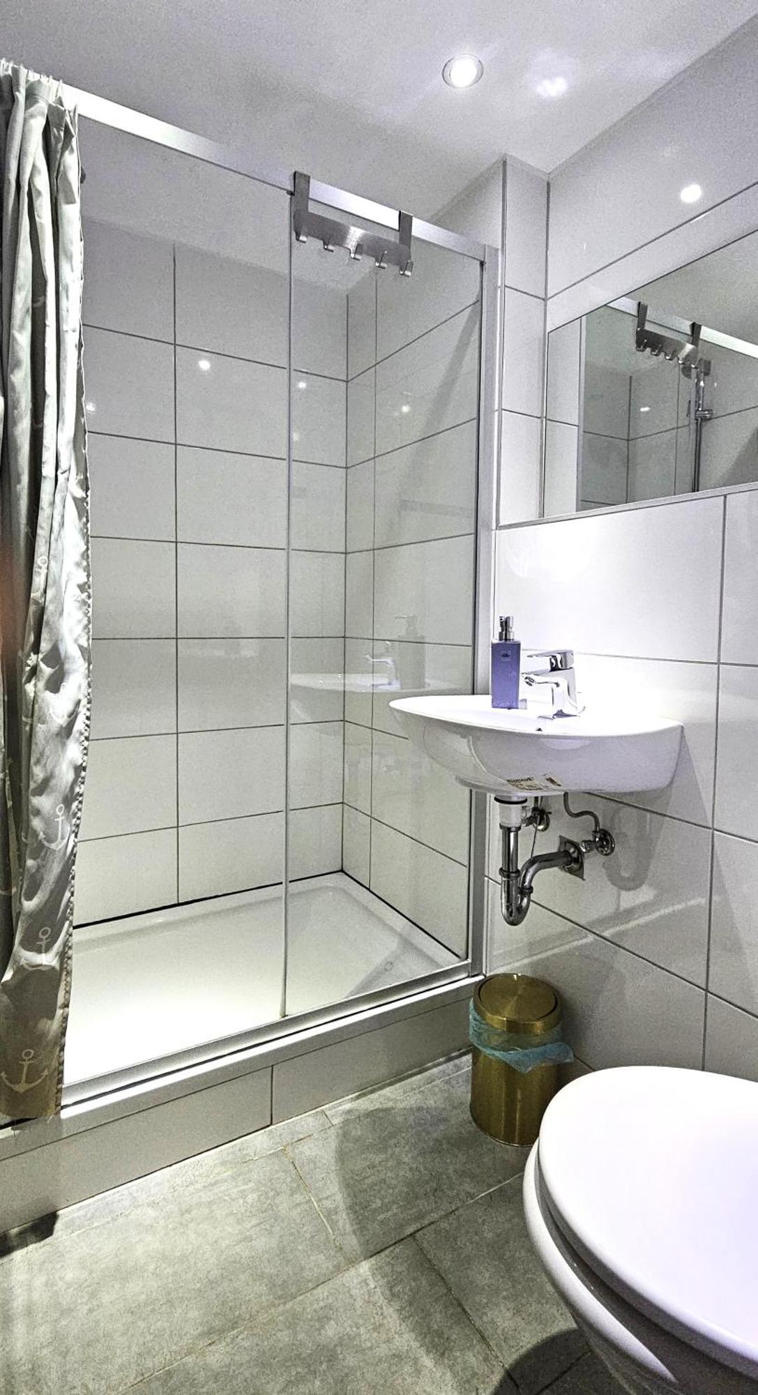 Gruendauer Monteurwohnung/Studentenwohnung ภายนอก รูปภาพ