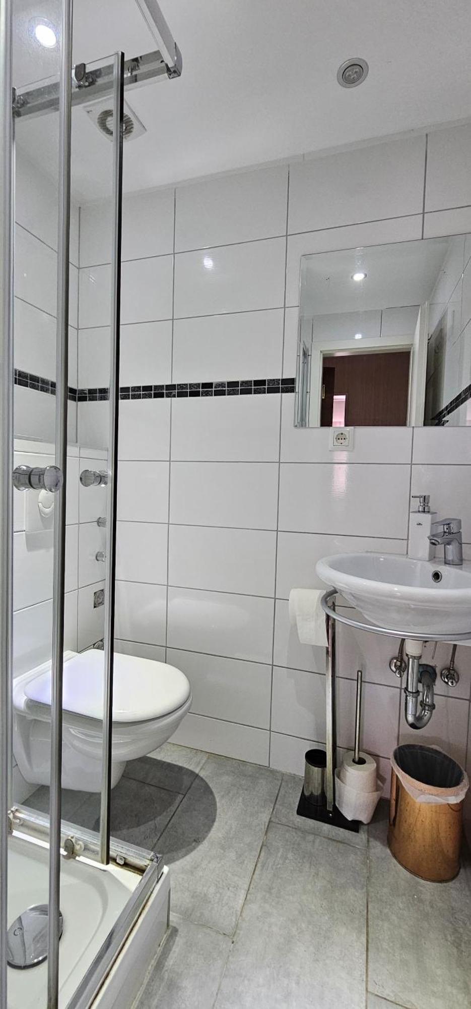 Gruendauer Monteurwohnung/Studentenwohnung ภายนอก รูปภาพ