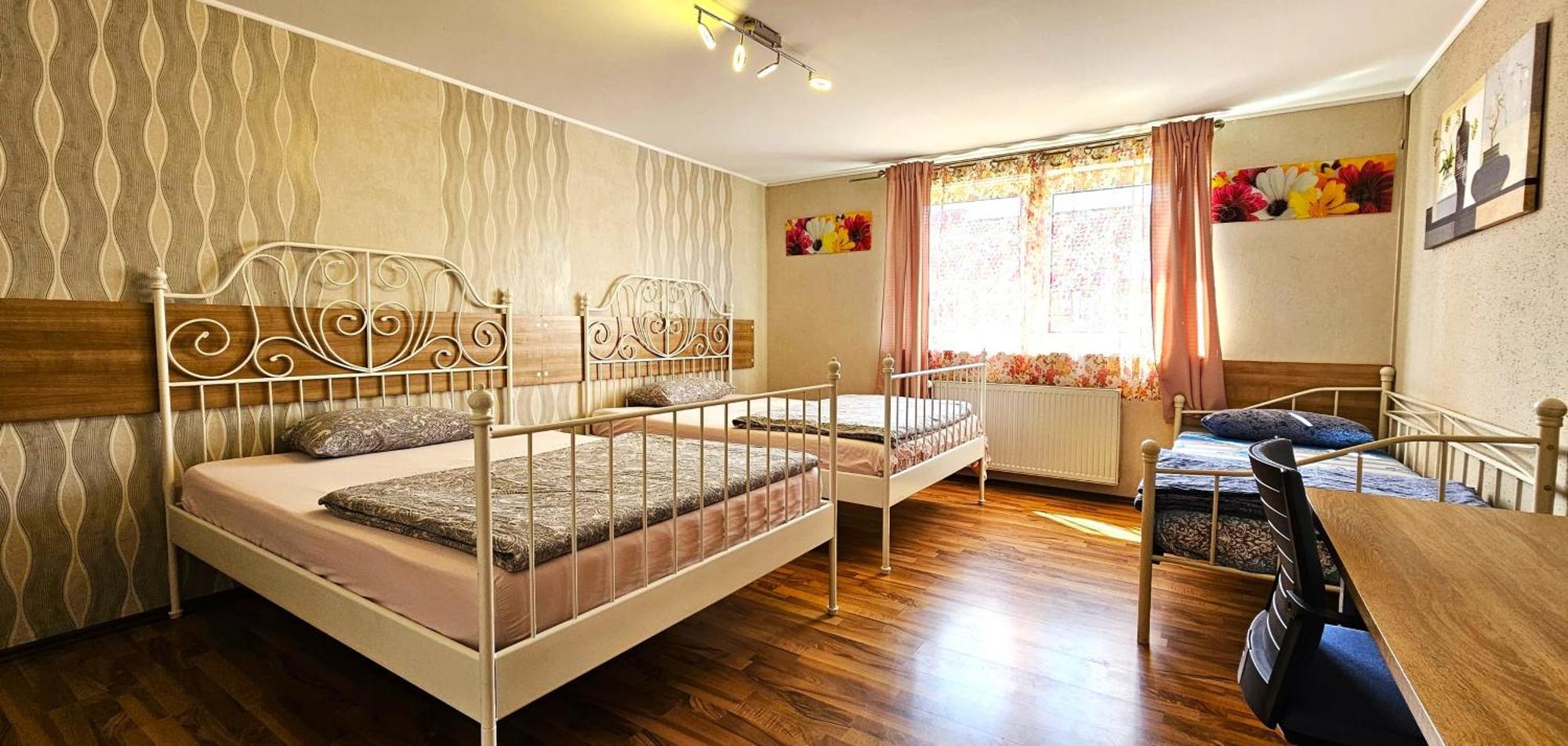 Gruendauer Monteurwohnung/Studentenwohnung ภายนอก รูปภาพ